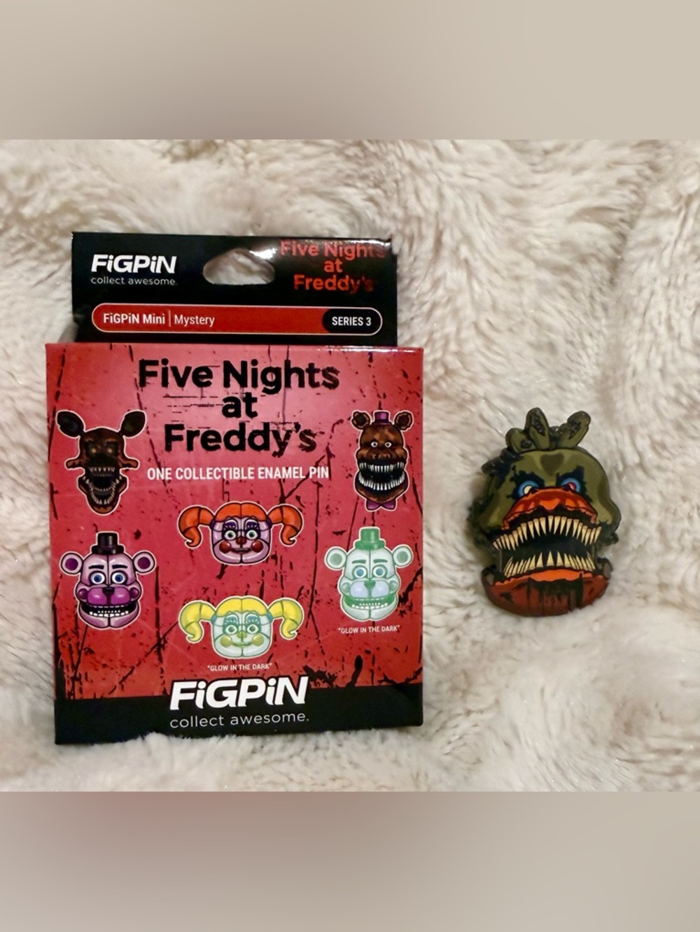 Super rare FiGPiN Five Nights At Freddy's Blind Box Enamel Pin